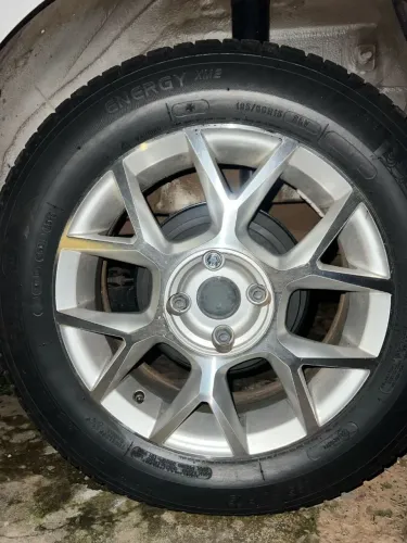 Rodas Up GTI com Pneus Michelin
