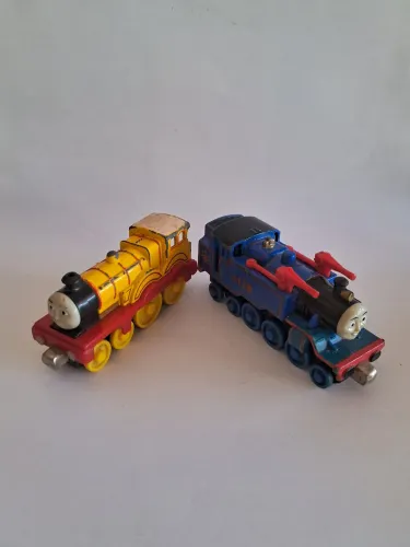 Personagens Thomas e seus amigos em aço take along mattel preço unitário