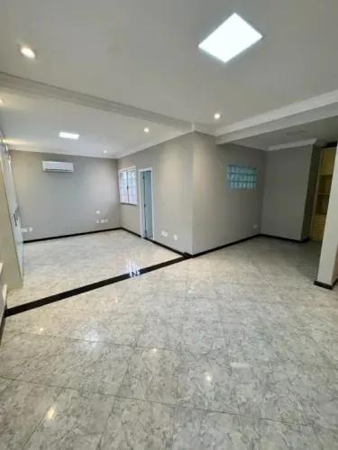//Casa no Condomínio Le Village Blanc - Constantino Nery