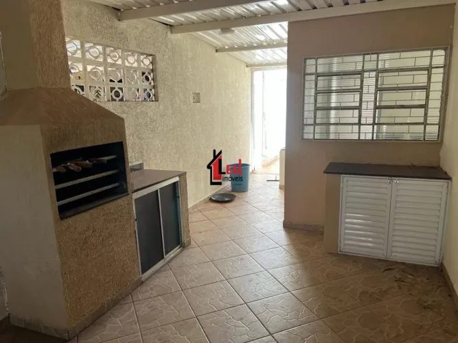 Casa para Venda em Presidente Prudente, VILA BRASIL, 3 dormitórios, 1 banheiro, 2 vagas