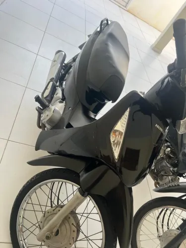 Honda biz, nova e conservada