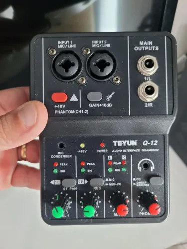 Interface de Áudio Teyun Q-12