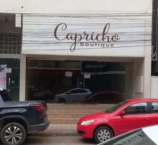 ALUGA-SE LOJA 100 m² - CENTRO DE ICONHA - PONTO MOVIMENTADO, AO LADO DA CAMARA  MUNICIPAL