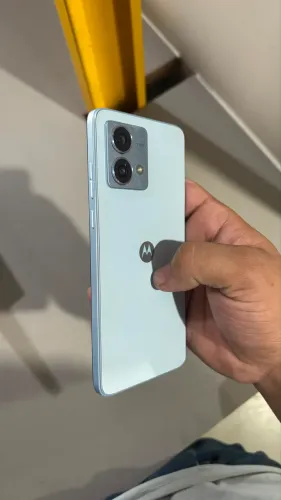Celular Motorola G84