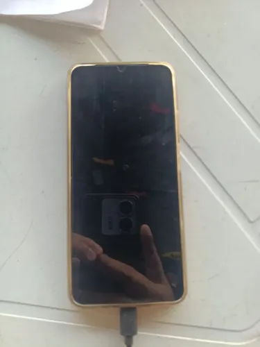 Vendo celular realme c61.