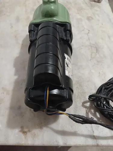 Bomba d?água Schneider de 1CV
