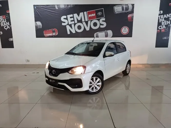 Toyota Etios X Plus 1.5 Flex 16V 5P Mec. 2020
