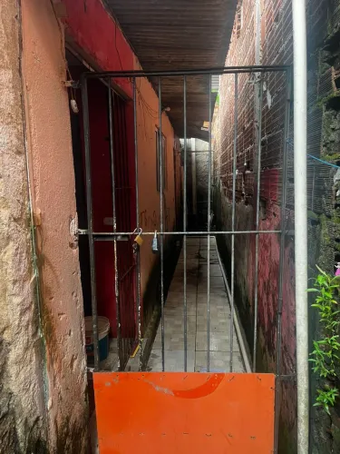 Casa pra alugar na perimetral por trás do hotel status espelhado 