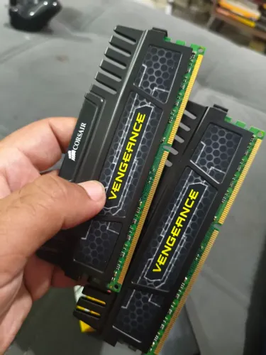 memória ram ddr3 16gb