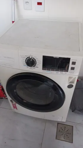 Máquina lava e seca