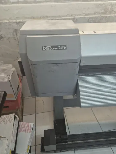 Plotter de impressão Mutoh Vj1624