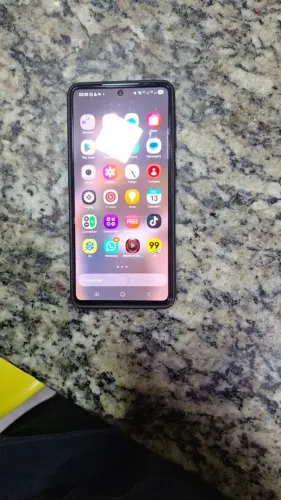 VENDO SAMSUNG GALAXY A73 128GB 6DERAM R$700