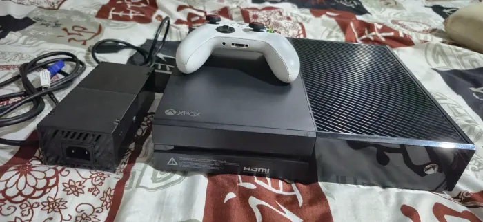 Vendo um xbox one 