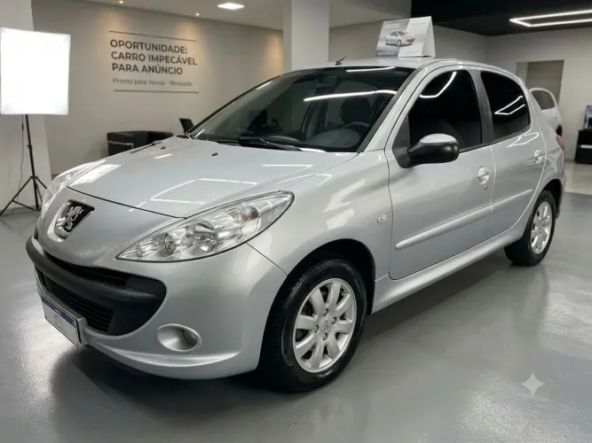 Peugeot 207 XR Sport 1.4 Flex 8V 5P 2011
