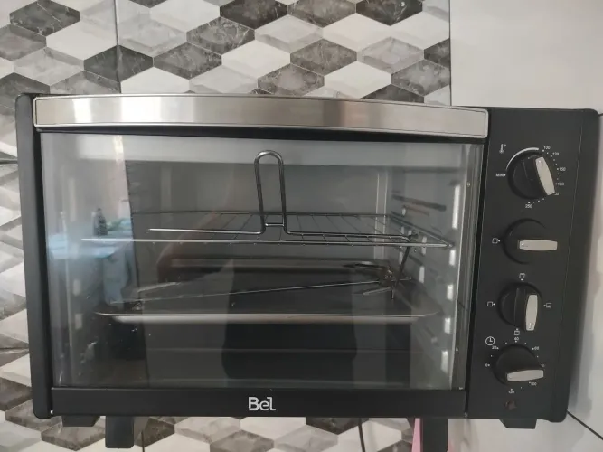 forno elétrico 66l 1600w com espeto giratório preto bel66d 220 v