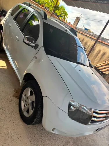 Renault Duster Dynamique 2.0 Hi-flex 16V Aut. 2014