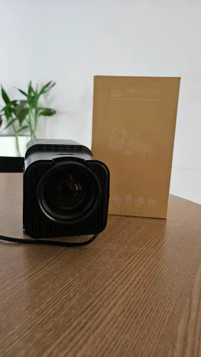 Mini Projetor HY320