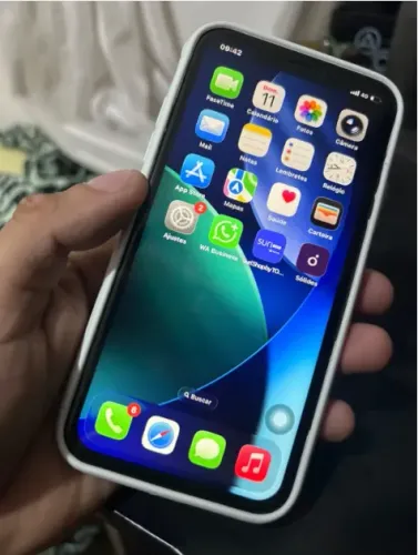 iPhone 11 em ótimo estado!