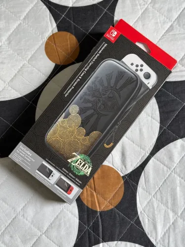 Nintendo Switch Carrying Case - Legend of Zelda: Tears of the Kingdom Edition