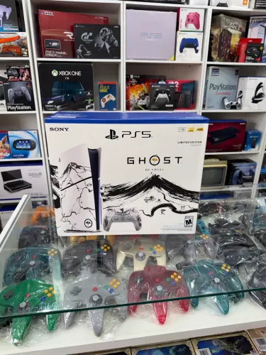 Vendo PlayStation 5 1tb Slim Ghost Of Yotei Black edition - Novo - pego troca