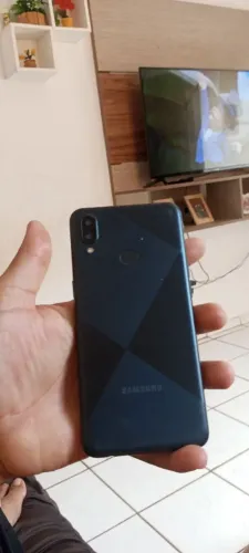 Celular pra retirar peças obs o Samsung tá funcionando normalmente