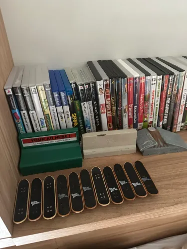 11 tech deck e 3 pistas 