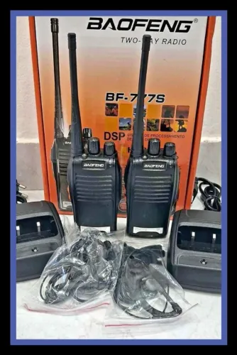 Rádio comunicador duplo