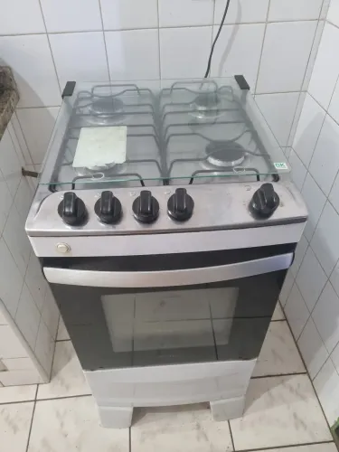 Fogão 4 bocas novo com forno acendedor elétricos