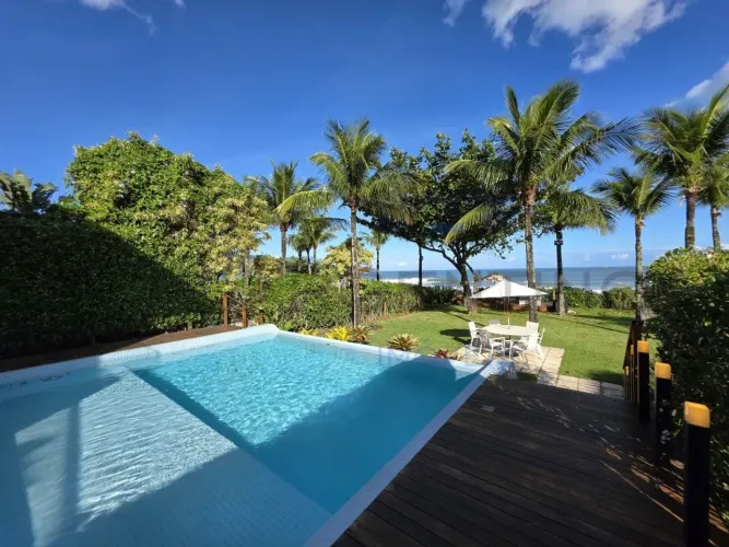 Maresias: Viva o Sonho - Casa Pé na Areia Exclusiva no Condomínio Paradiso