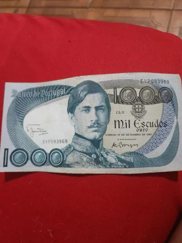 Nota antiga de Portugal 1000 escudos ouro 