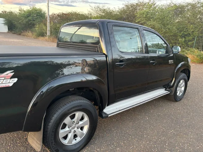 Toyota Hilux CD SRV D4-d 4X4 3.0 TDI Dies 2012