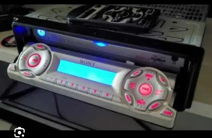 Sony duas cara cdx m757dx
