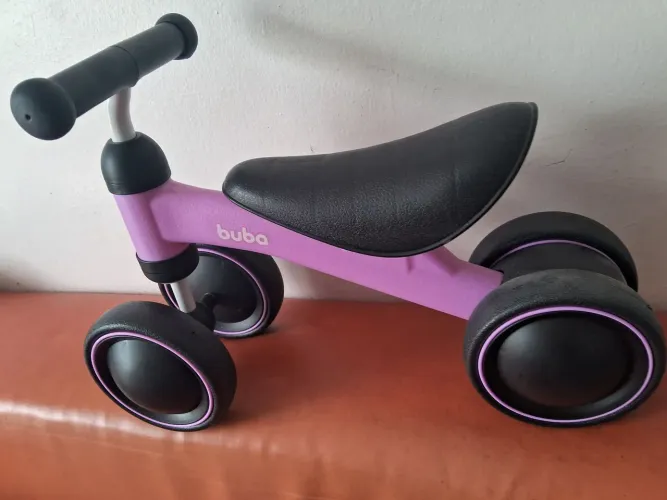 Bicicletinha de equilíbrio 4 rodas