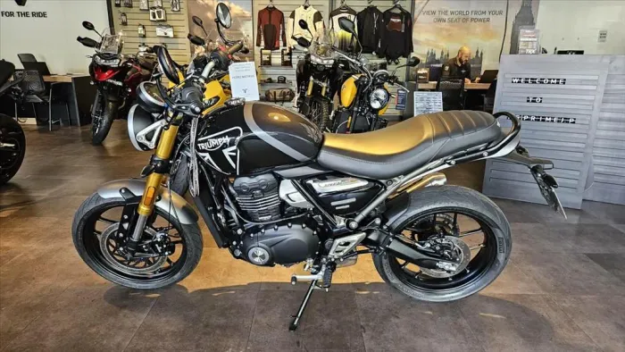 TRIUMPH SPEED 400
