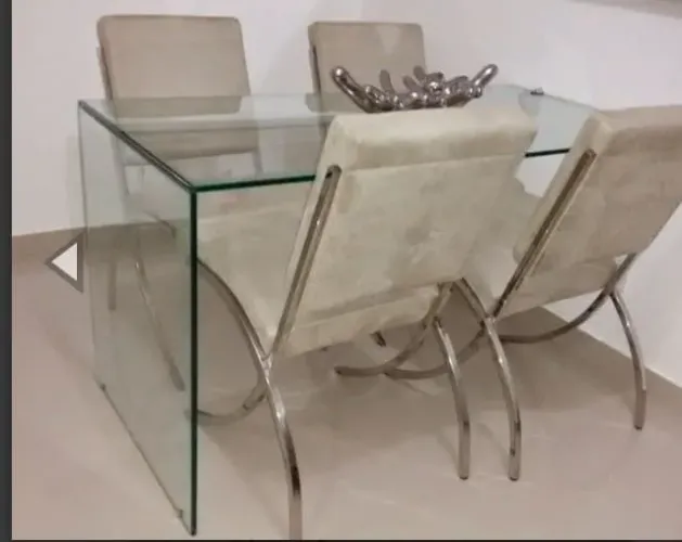 Mesa de vidro temperado L