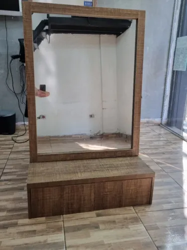 Bancada Barbeiro / Salão