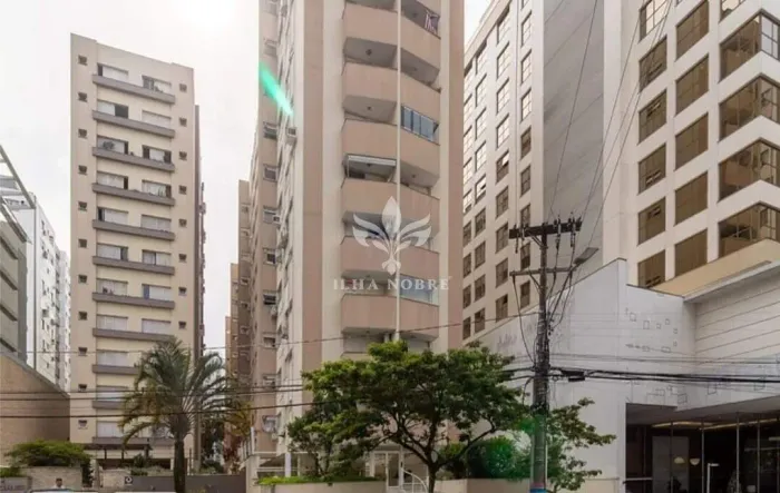 Apartamento para Locação com 2 Quartos no Centro de Florianópolis com 60,46m² R$ 4.500,00