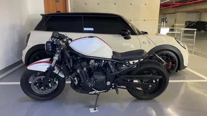 Suzuki GSX 650f café racer legalizada 