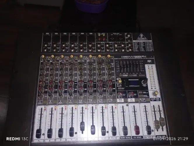 Mesa de Som