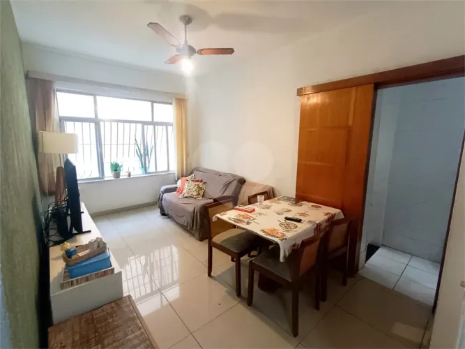 Apartamento à venda com 2 quartos no condomínio Capitólio 2, Rio de Janeiro - RJ