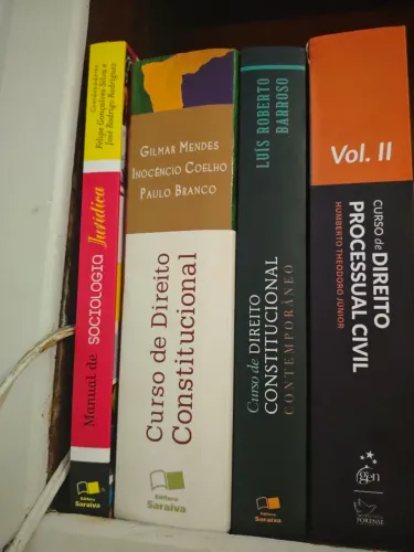 Livros de direito