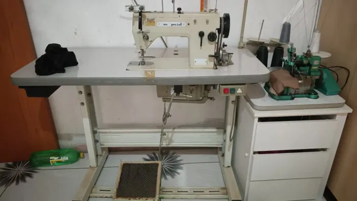 Maquina de custura