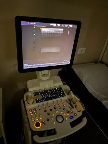 Vende-se Ultrassom Samsung SonoAce R7 - Excelente Estado - Completo