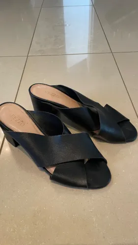 Sandália Arezzo 38