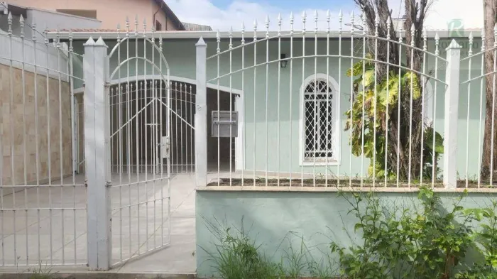 Casa com 3 dormitórios para alugar, 200 m² por R$ 4.472,00/mês - Vila Teixeira - Campinas/