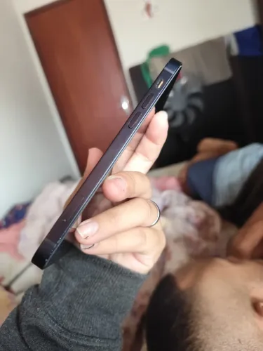 iPhone 12