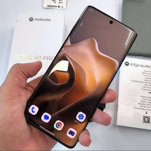 Motorola Edge 60 Pro 256GB | 12GB RAM | Muito Novo