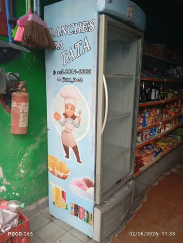 Freezer geladeira muito bom gela que só