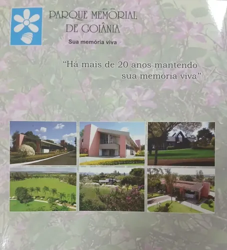 Venda de Jazigo exclusivo com 3 vagas, de uso perpétuo