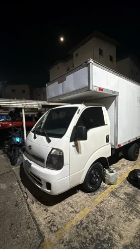 Frete/ e mudanças promoção/ caminhão baú pequeno !!!